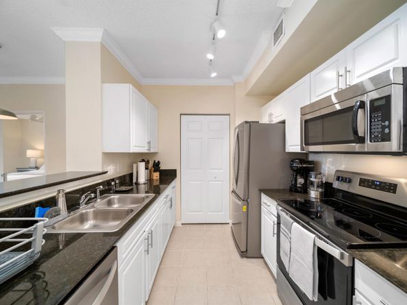720 S Sapodilla Avenue 301, West Palm Beach FL 33401
