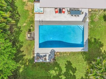 410 E Country Club Cir