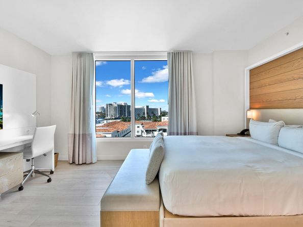 505 N Ft Lauderdale Beach Blvd 702, Fort Lauderdale FL 33304