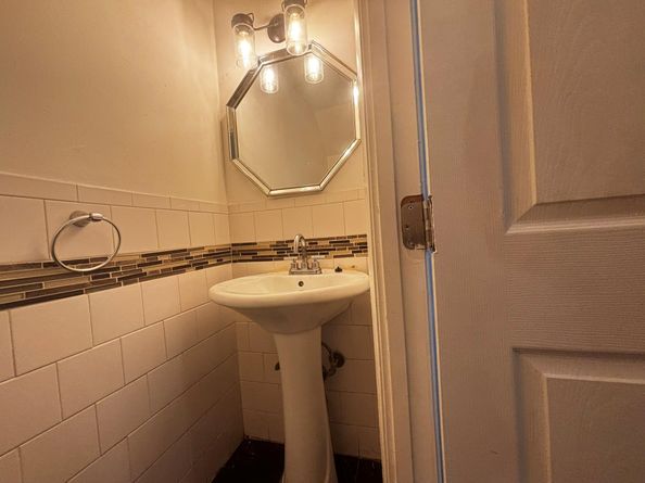 10843 NW 8th St 10843, Pembroke Pines FL 33026