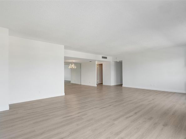 2500 E Las Olas Blvd 406, Fort Lauderdale FL 33301
