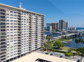 2500 E Las Olas Blvd