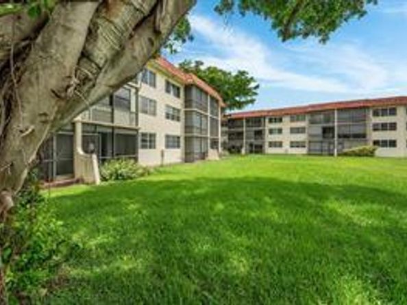8990 S Hollybrook Blvd 209, Pembroke Pines FL 33025