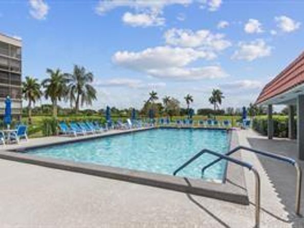 8990 S Hollybrook Blvd 209, Pembroke Pines FL 33025