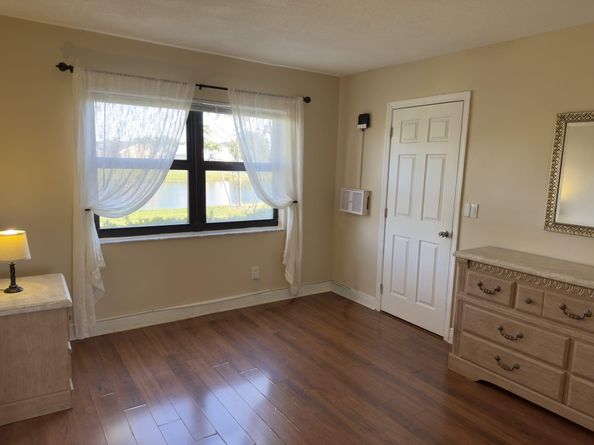 15710 E Waterside Cir 101, Sunrise FL 33326