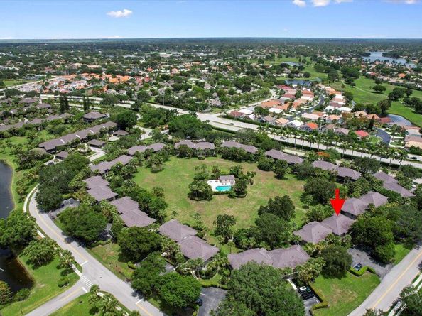 13334 Polo Club Road 226/227, Wellington FL 33414