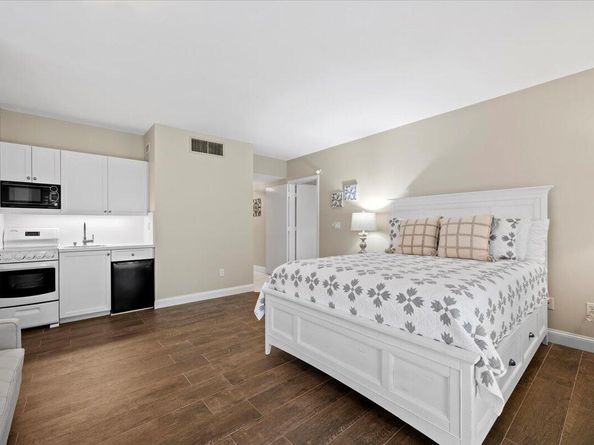 13334 Polo Club Road 226/227, Wellington FL 33414