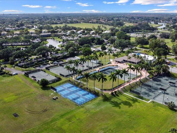 13334 Polo Club Road 226/227, Wellington FL 33414