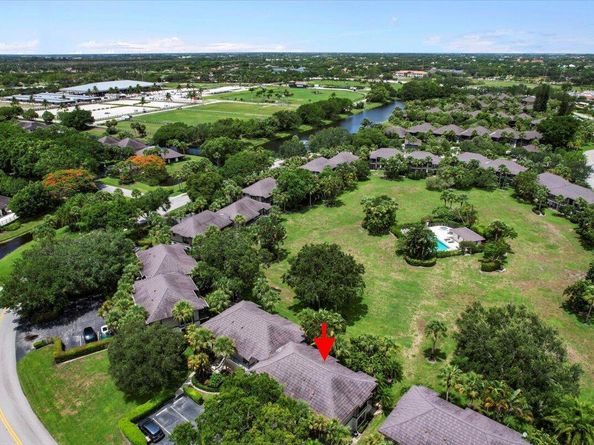 13334 Polo Club Road 226/227, Wellington FL 33414