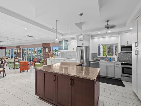 3310 S Ocean Boulevard 832d, Highland Beach FL 33487