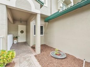 7919 E Exeter Blvd 102, Tamarac FL 33321