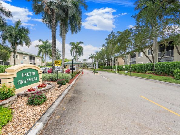 7919 E Exeter Blvd 102, Tamarac FL 33321