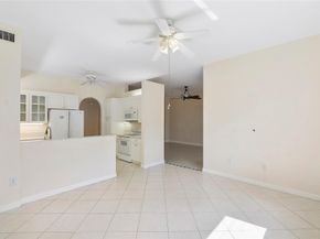 7919 E Exeter Blvd 102, Tamarac FL 33321