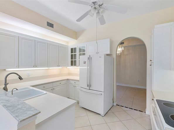 7919 E Exeter Blvd 102, Tamarac FL 33321