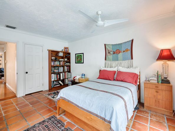 Undisclosed Address #FX-10461583, Fort Lauderdale FL 33315