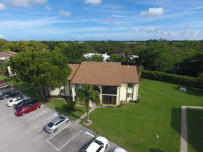 5900 Whispering Pine Way B2, Greenacres FL 33463