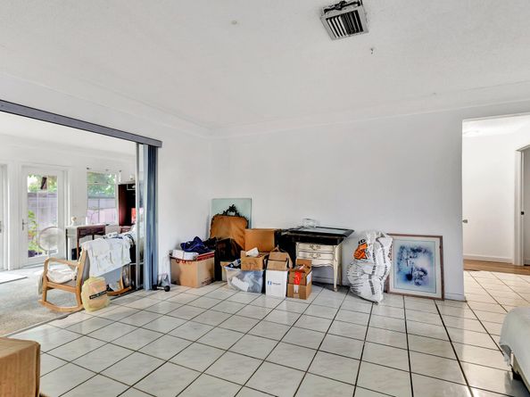 8001 NW 3rd Place, Margate FL 33063