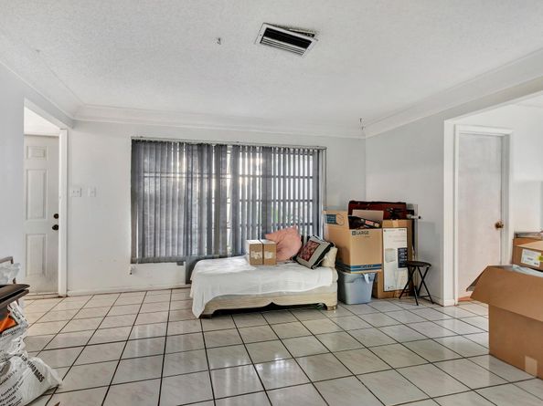 8001 NW 3rd Place, Margate FL 33063