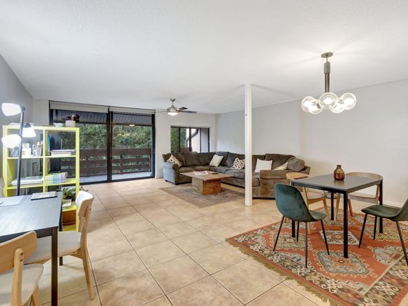 141 SW 96th Terrace 302, Plantation FL 33324