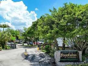 141 SW 96th Terrace 302, Plantation FL 33324
