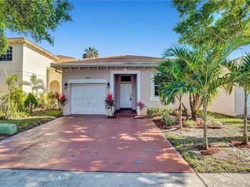 4824 NW 19th St