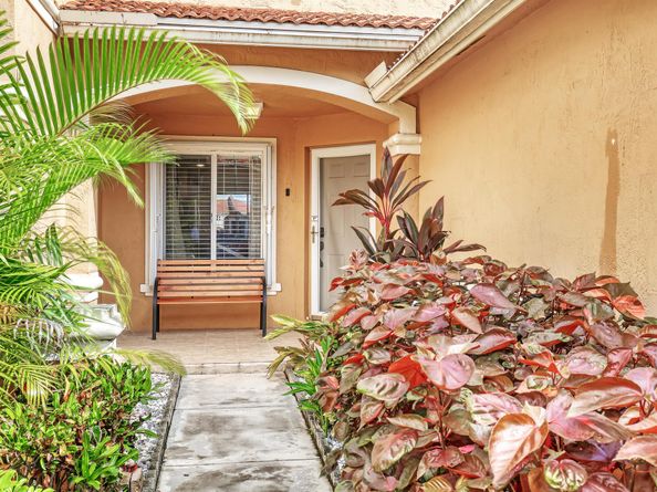 6215 Eaton Street, West Palm Beach FL 33411
