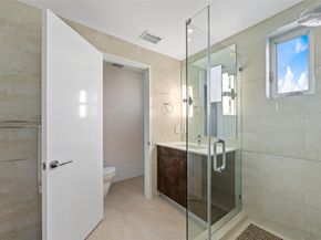 3300 NE 39th Street, Fort Lauderdale FL 33308