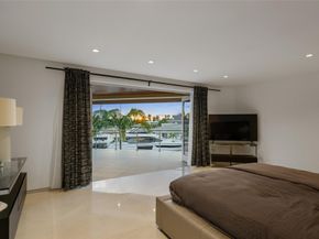 3300 NE 39th Street, Fort Lauderdale FL 33308