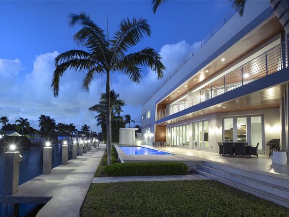 3300 NE 39th Street, Fort Lauderdale FL 33308