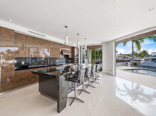 3300 NE 39th Street, Fort Lauderdale FL 33308