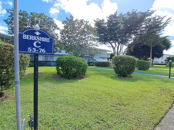 65 Berkshire C, West Palm Beach FL 33417