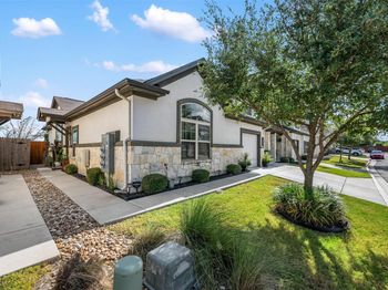 1501 Bedlington LN