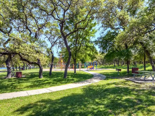 204 World Of Tennis SQ C15, Lakeway TX 78738