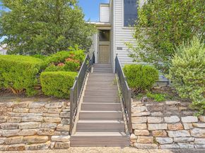 204 World Of Tennis SQ C15, Lakeway TX 78738