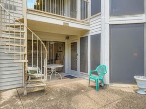 204 World Of Tennis SQ C15, Lakeway TX 78738