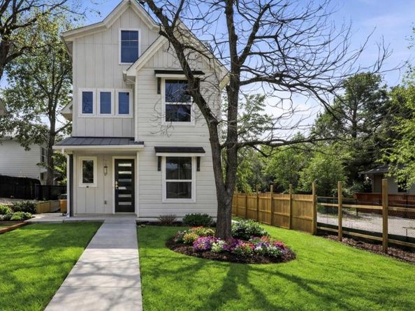 2301 E 10th ST, Austin TX 78702