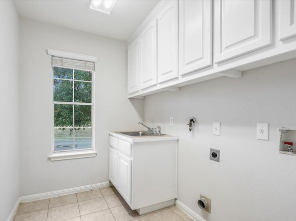 9409 Lisi Anne DR, Austin TX 78717