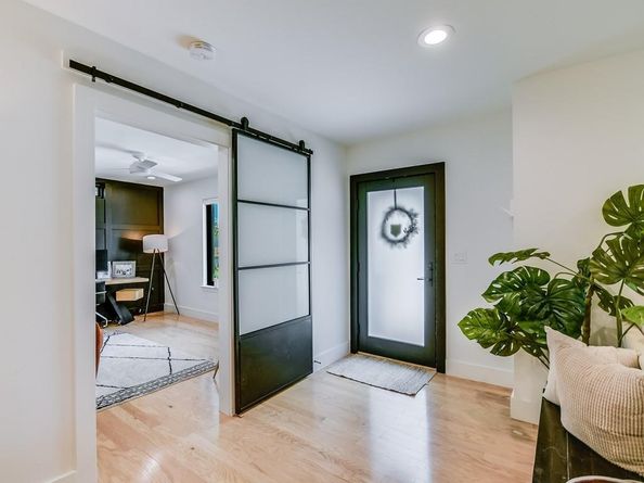 207 El Paso ST, Austin TX 78704