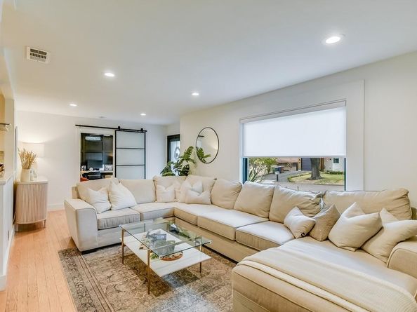 207 El Paso ST, Austin TX 78704
