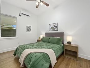 1310 Comal ST, Austin TX 78702