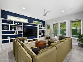 1310 Comal ST, Austin TX 78702