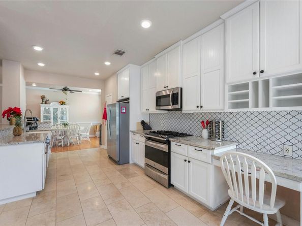 16805 Willow Oak LN, Round Rock TX 78681
