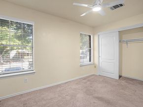 11901 Swearingen DR 113, Austin TX 78758