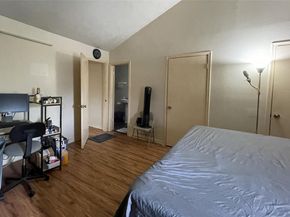 7700 Creekbend DR 104, Houston TX 77071