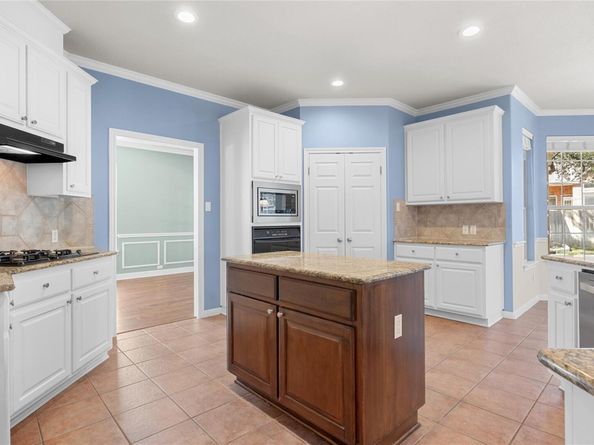 2722 Cedar Springs PL, Round Rock TX 78681