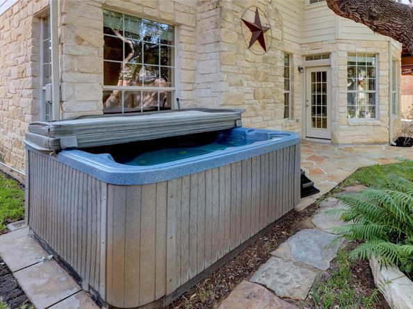 2722 Cedar Springs PL, Round Rock TX 78681