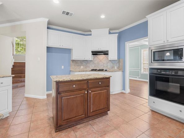 2722 Cedar Springs PL, Round Rock TX 78681