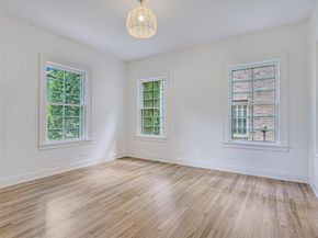 501 Carolyn Ave, Austin TX 78705