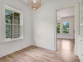 501 Carolyn Ave, Austin TX 78705
