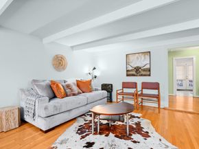 1406 Summit ST, Austin TX 78741